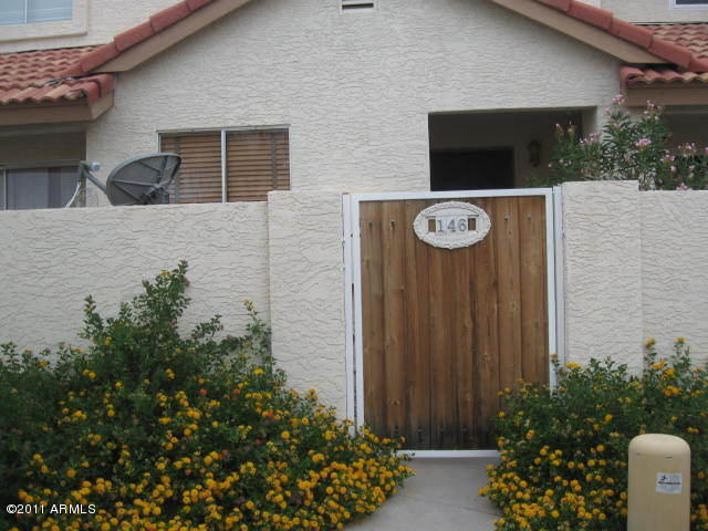 5808 E Brown Rd in Mesa, AZ - Building Photo