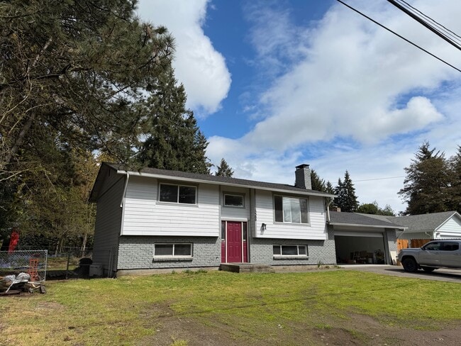 property at 15300 NE 39th St