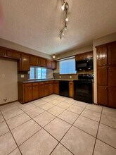 7714 Doris Dr in Oklahoma City, OK - Building Photo - Building Photo