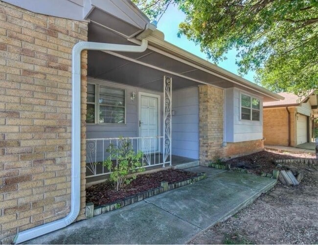 309 Kimberly Ln in Yukon, OK - Building Photo - Building Photo
