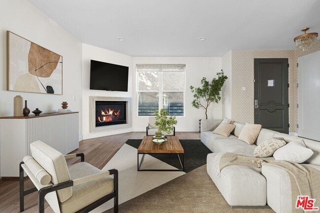 property at 1745 S Barrington Ave