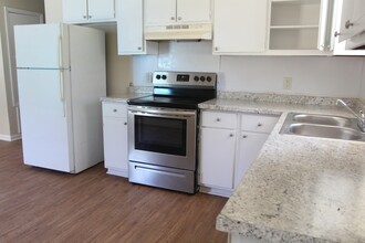 2507 Beachview Dr in Albany, GA - Building Photo - Building Photo