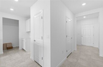 1587 Lake Jessup Cir in Cape Coral, FL - Building Photo - Building Photo