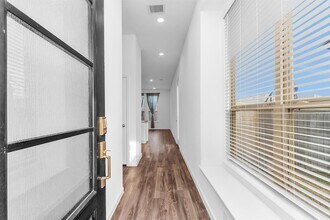 677 Royal Arch Dr in Conroe, TX - Building Photo - Building Photo