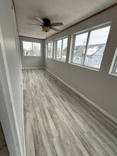 153 Oakland Ave in Methuen, MA - Foto de edificio - Building Photo