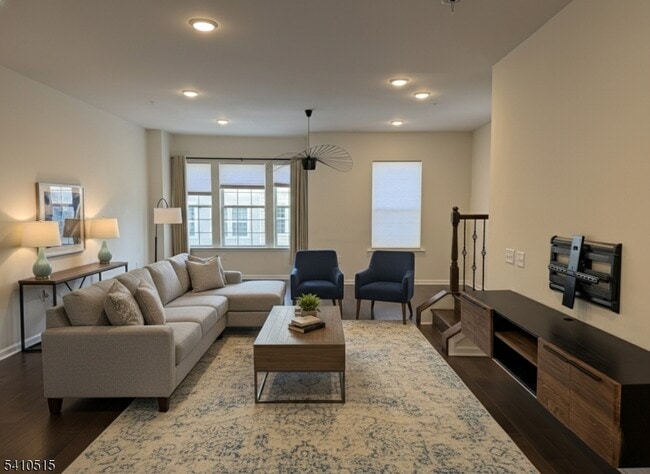 property at 1 Cortland Ct