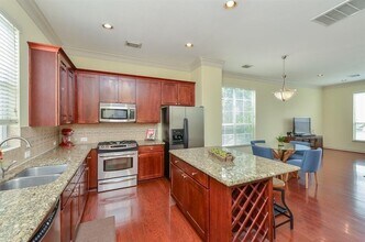 3316 Clearview Cir in Houston, TX - Building Photo - Building Photo