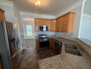 2211 Talon Dr in Greensboro, NC - Building Photo - Building Photo