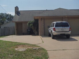 312 Tamara Dr in Georgetown, TX - Building Photo