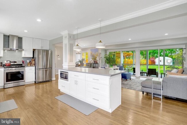 3405 Sharon Chapel Rd in Alexandria, VA - Building Photo - Building Photo