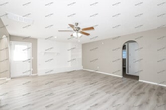 11320 Bel Air Pl in Oklahoma City, OK - Building Photo - Building Photo