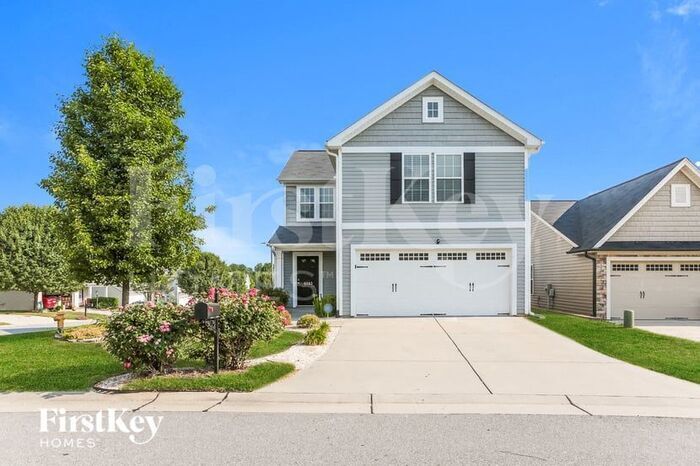 5793 Midstream Cir in Clemmons, NC - Foto de edificio