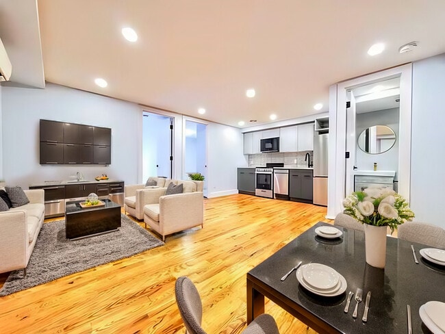 68 Hawthorne St, Unit 2 in Brooklyn, NY - Foto de edificio - Building Photo