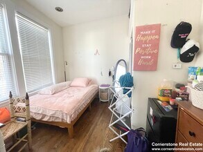 775 Parker St, Unit 1 in Boston, MA - Building Photo - Building Photo