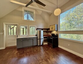 574 Primitive St in Durham, NC - Building Photo - Building Photo