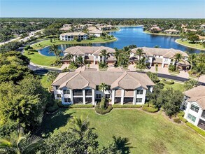 8060 Players Cove Dr in Naples, FL - Building Photo - Building Photo