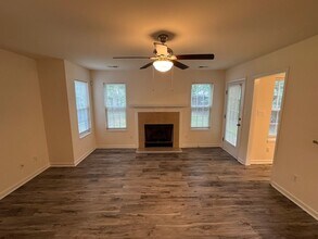 6610 Cedar Cliff Dr in Charlotte, NC - Building Photo - Building Photo
