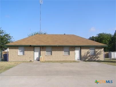 601 N 2nd St in Copperas Cove, TX - Building Photo