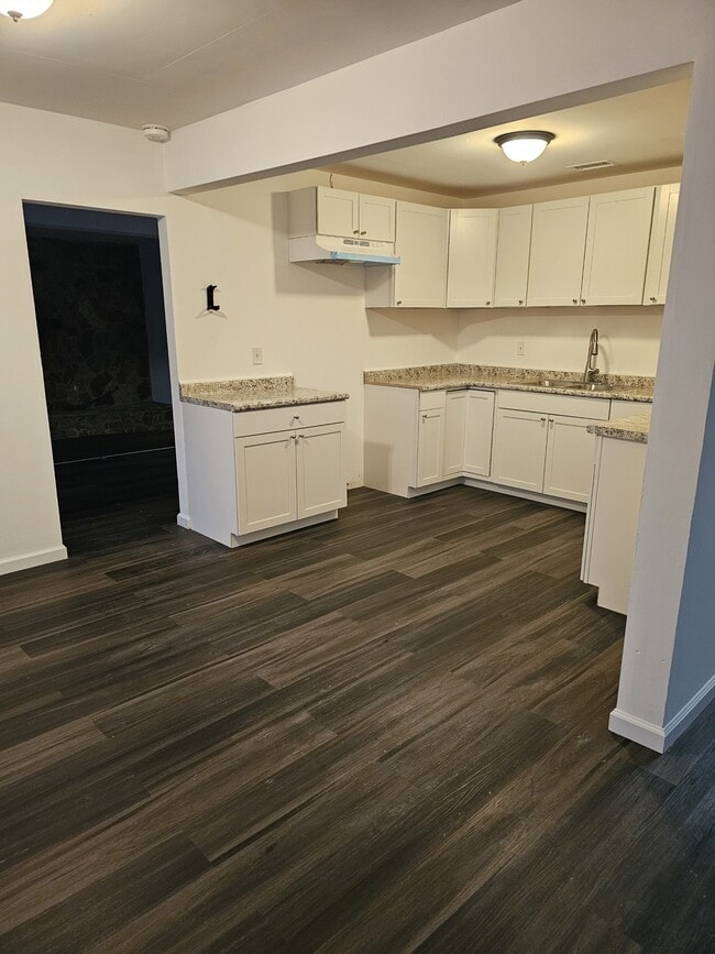 1234 Martin Luther King Jr Blvd in Panama City, FL - Building Photo - Building Photo