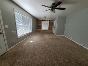475 N Perry Ave in Dinuba, CA - Building Photo - Building Photo