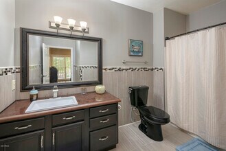 17017 N 12th St in Phoenix, AZ - Building Photo - Building Photo