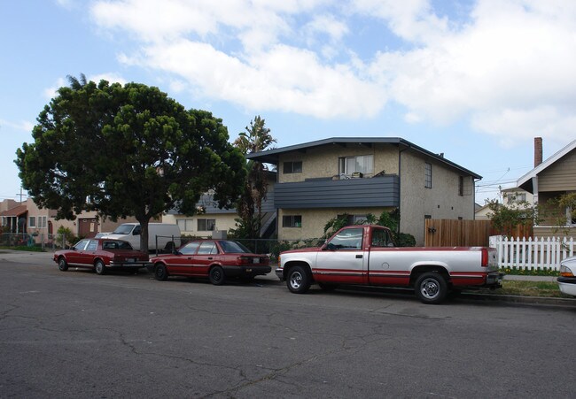 622-642 B Ave in National City, CA - Building Photo - Building Photo