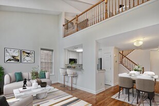 126 Abbie Ct in Guttenberg, NJ - Building Photo