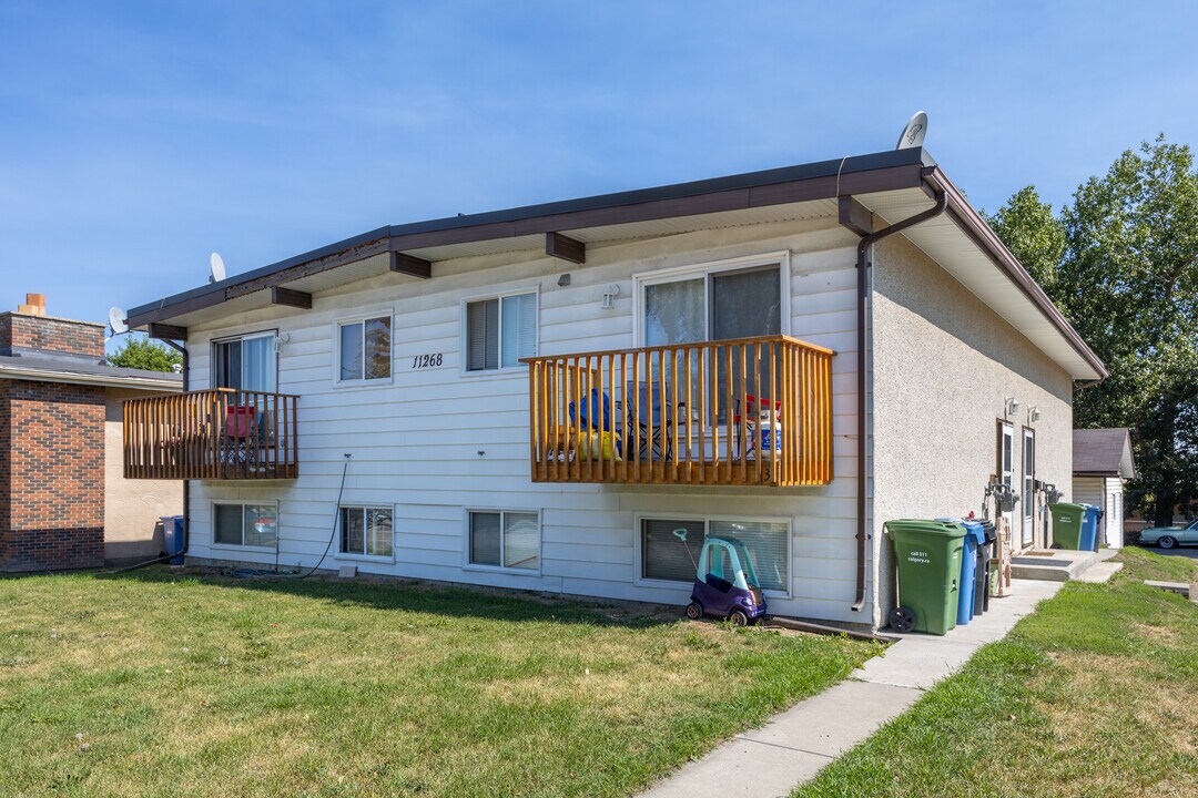 11268 6 St SW in Calgary, AB - Building Photo