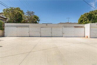 2437 S. Centinela Ave in Santa Monica, CA - Foto de edificio - Building Photo