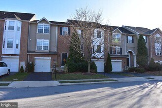 91 Hunt Club Dr in Collegeville, PA - Building Photo - Building Photo