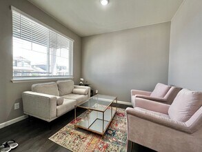 4544 Kingswood Dr in Windsor, CO - Building Photo - Building Photo