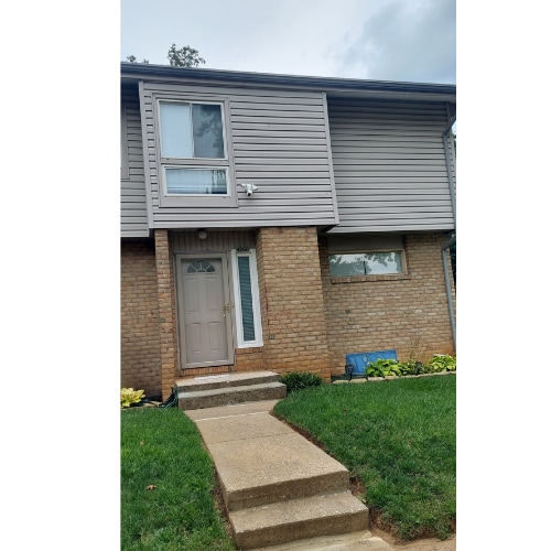 property at 4260 Cayuga Rd