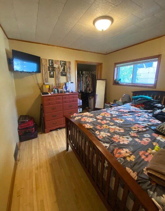 1116 N Central Ave, Unit 1 in Duluth, MN - Building Photo - Building Photo