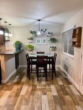 37 Dearborn Pl, Unit 92 in Goleta, CA - Foto de edificio - Building Photo