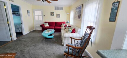 1022 S Green St in Tuckerton, NJ - Building Photo - Building Photo