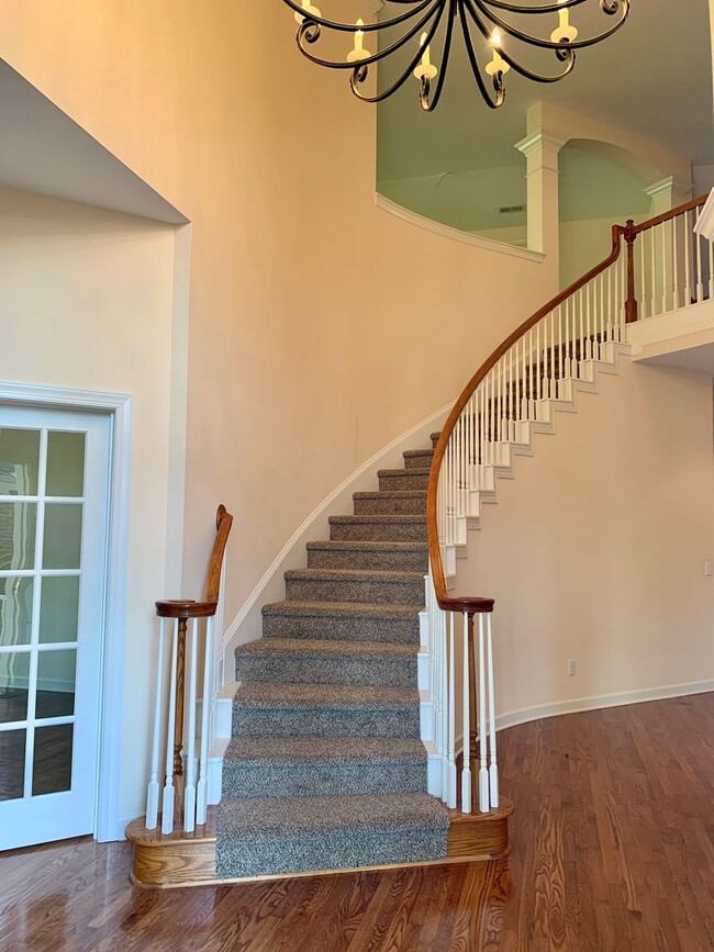 411 Hogan Woods Cir in Chapel Hill, NC - Building Photo - Building Photo