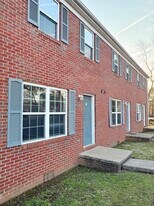 1956 Sandra St in Bowling Green, KY - Building Photo