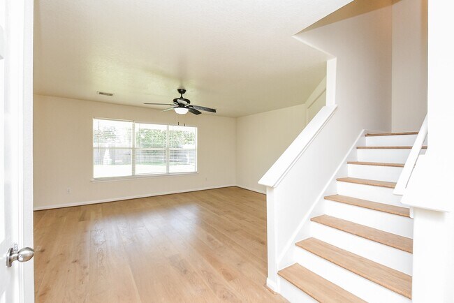 32406 Cross Spring Park Ln in Conroe, TX - Building Photo - Building Photo