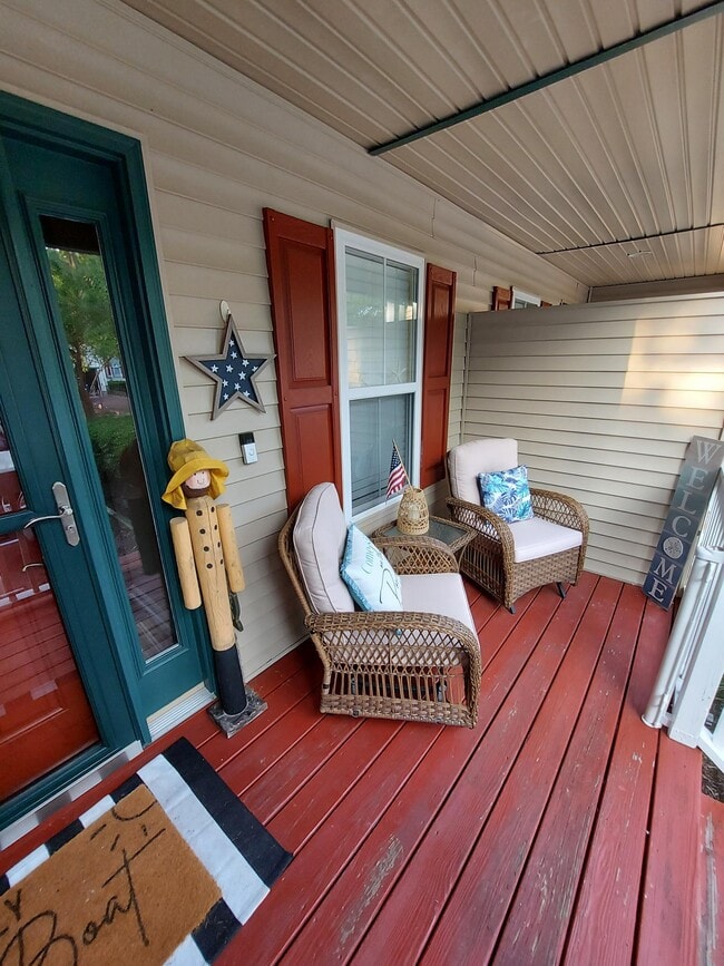 property at 243 Mumfords Lndg Rd