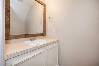 4624 Larkspur St in Houston, TX - Building Photo - Building Photo