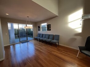 2603 162 St in White Rock, BC - Building Photo - Building Photo