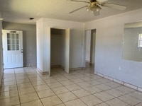 519 Phillips St photo'