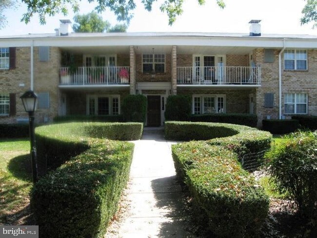 property at 1130 S Washington St