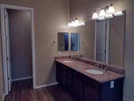 5537 N Kerwood Loop in Prescott Valley, AZ - Building Photo