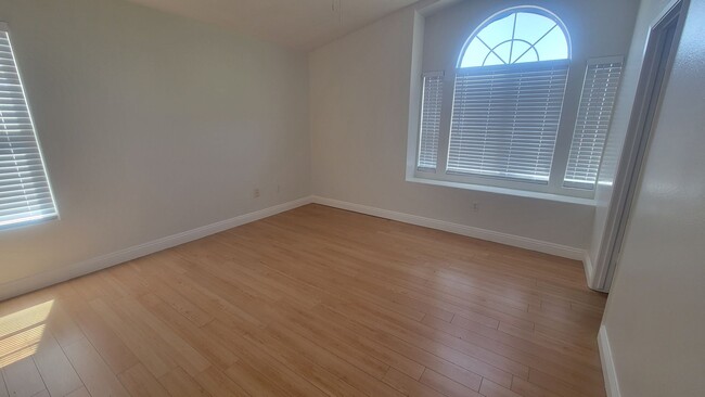 3514 Amur Maple Dr in Bakersfield, CA - Building Photo - Building Photo