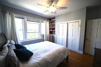 98 Saint Paul St, Unit 5 in Brookline, MA - Building Photo - Building Photo