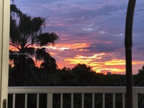 280 SW 20th Rd in Miami, FL - Building Photo - Building Photo