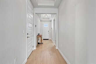 8405 Hubble Walk in Austin, TX - Building Photo - Building Photo