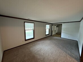 5720 Lionel Dr in Fort Wayne, IN - Building Photo - Building Photo