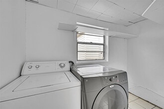 604 SW 6th Ave in Fort Lauderdale, FL - Building Photo - Building Photo